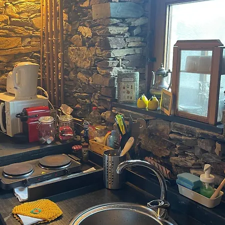 Casa vacanze Casa Da Ribeira- Riverside Retreat By Paiva River Beach Arouca